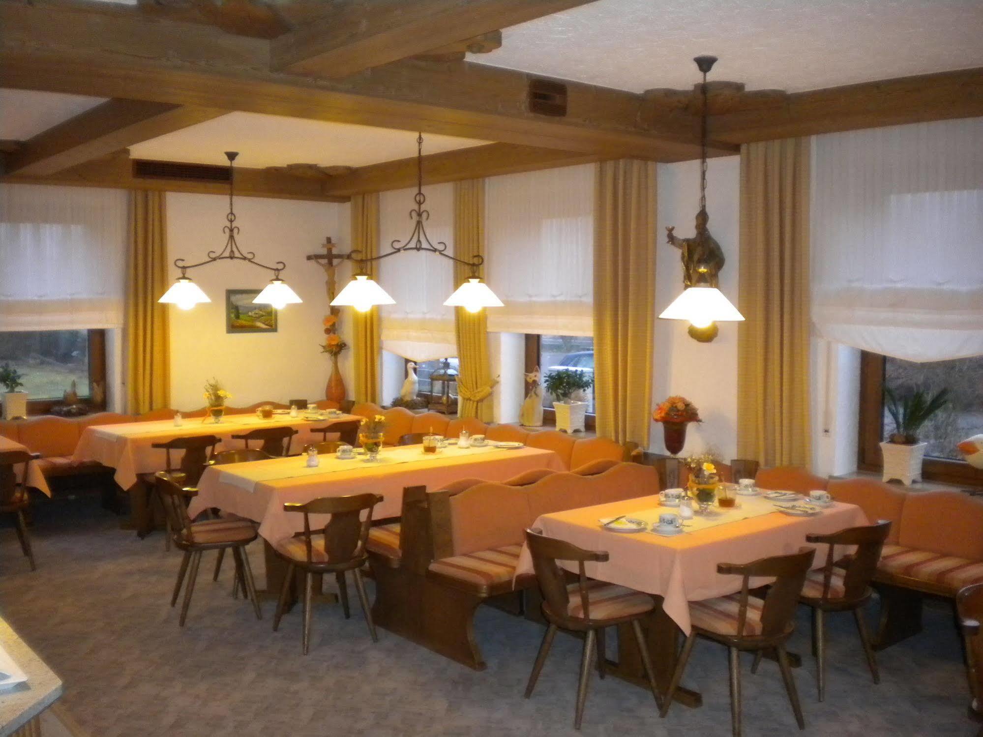 Hotel Garni Illertal Altenstadt  Esterno foto